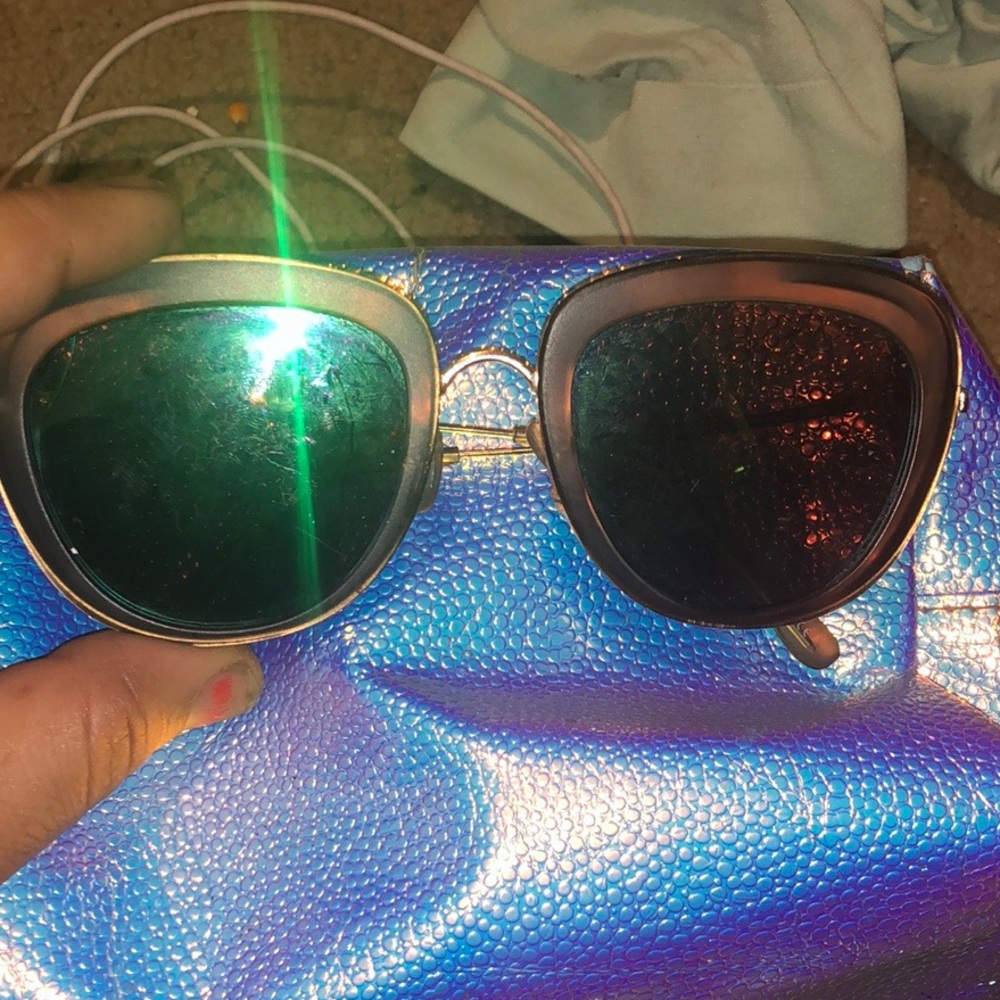 Sunglasses sunnies haterblockers - Picture 2 of 6